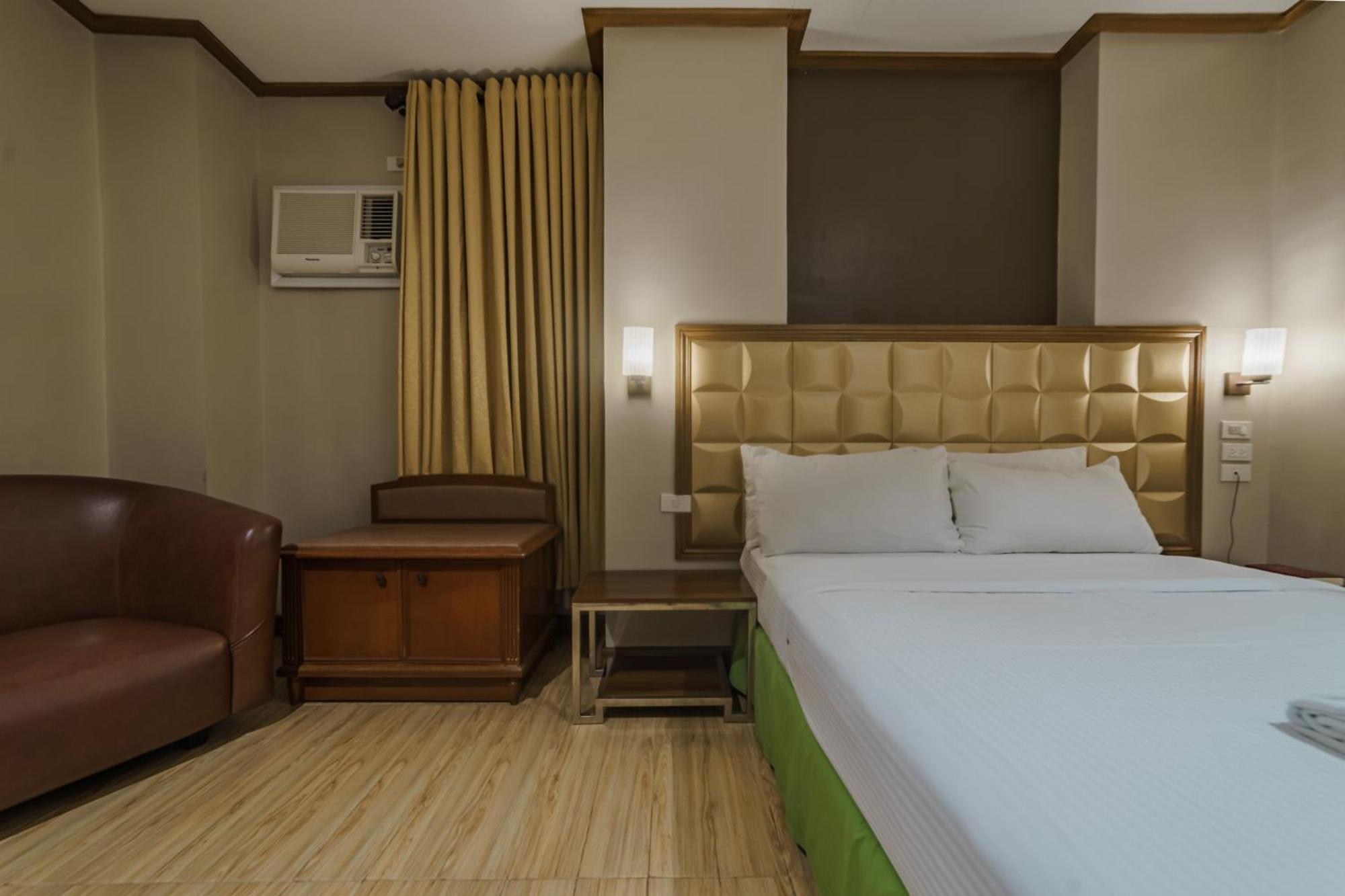 נגה Robertson Hotel מראה חיצוני תמונה