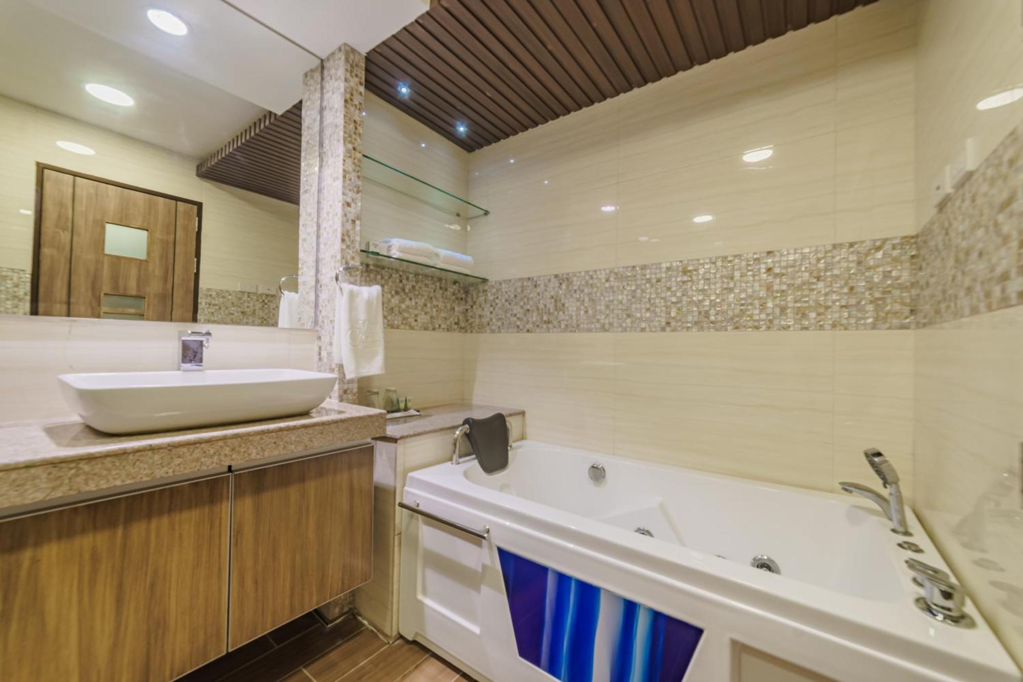 נגה Robertson Hotel מראה חיצוני תמונה