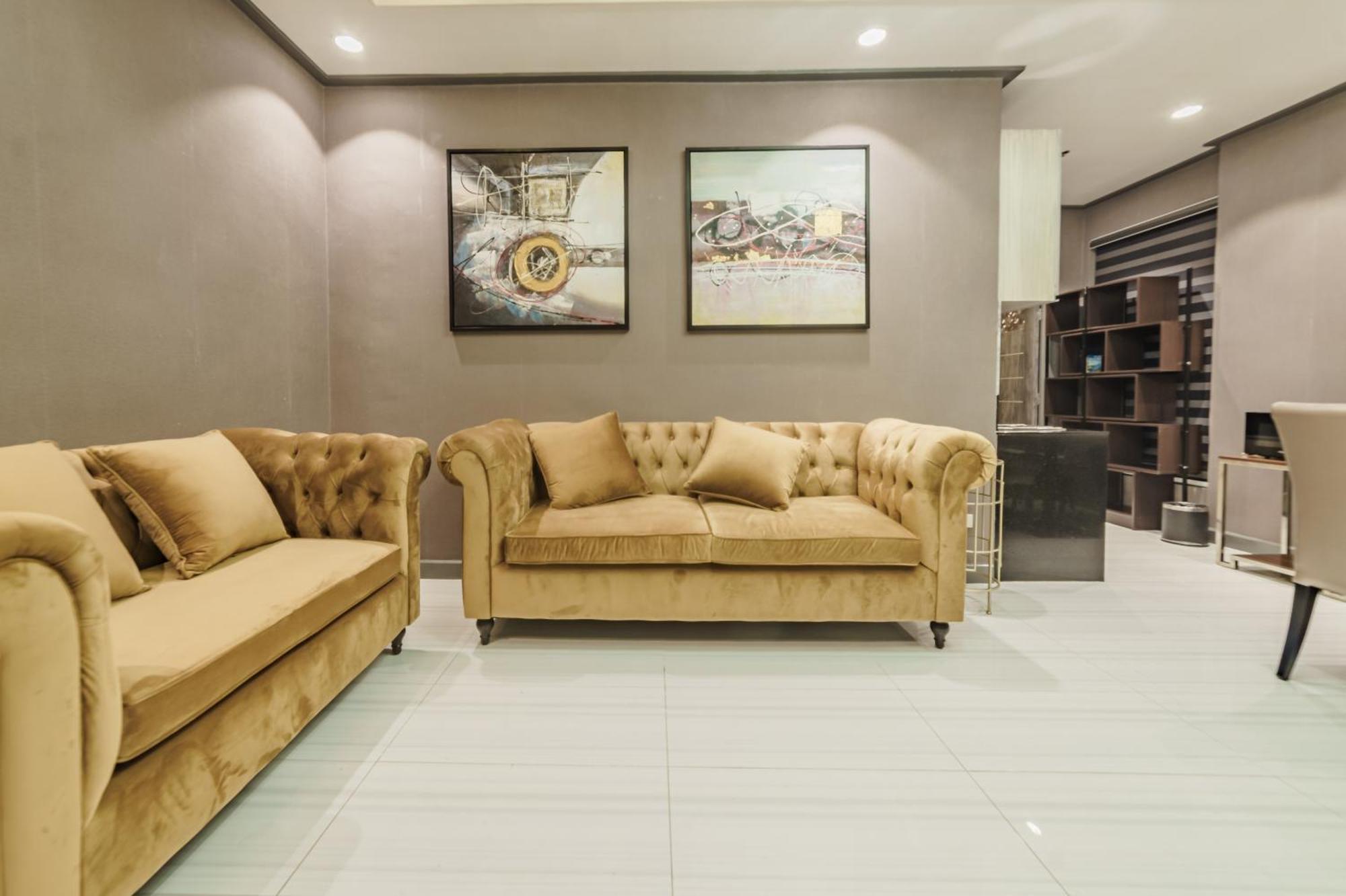 נגה Robertson Hotel מראה חיצוני תמונה