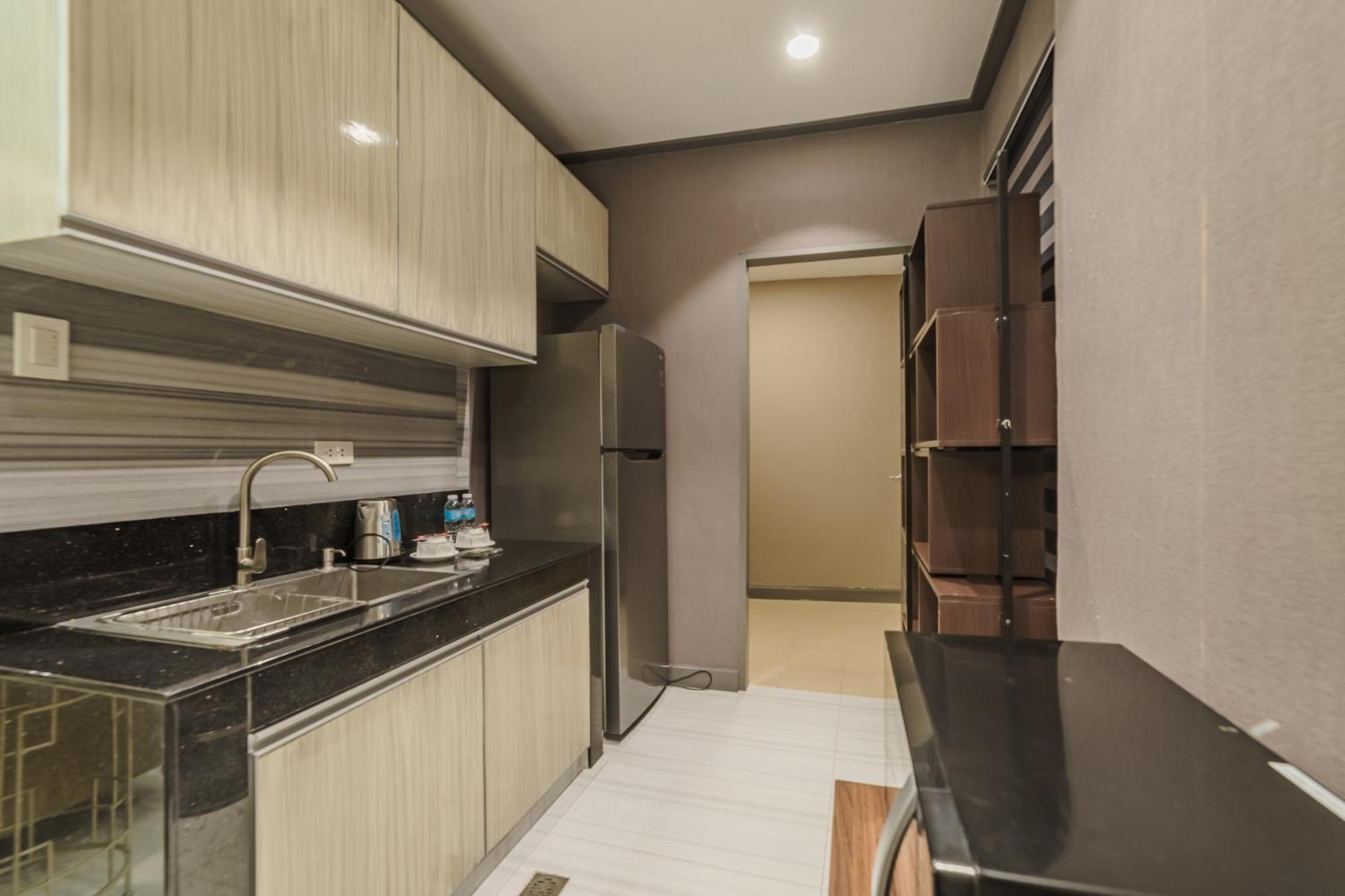 נגה Robertson Hotel מראה חיצוני תמונה