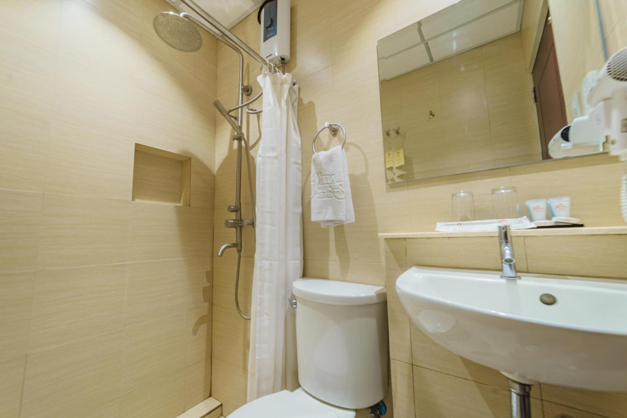 נגה Robertson Hotel מראה חיצוני תמונה